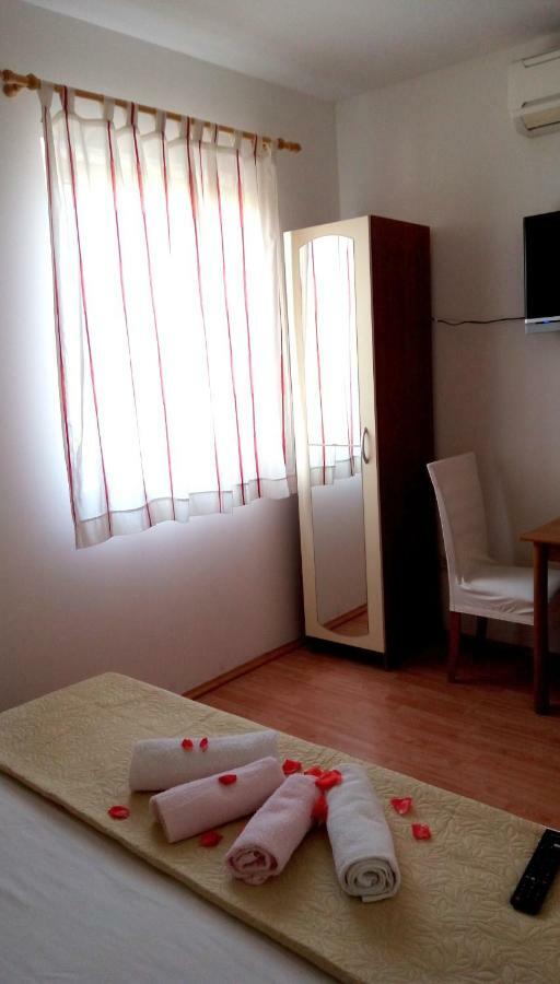 Apartmani Biocic Split Bagian luar foto